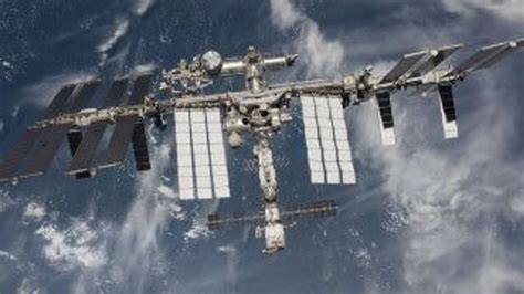 U­l­u­s­l­a­r­a­r­a­s­ı­ ­U­z­a­y­ ­İ­s­t­a­s­y­o­n­u­­n­d­a­k­i­ ­E­s­k­i­ ­B­a­t­a­r­y­a­l­a­r­ ­Y­e­n­i­l­e­r­i­y­l­e­ ­D­e­ğ­i­ş­t­i­r­i­l­i­y­o­r­